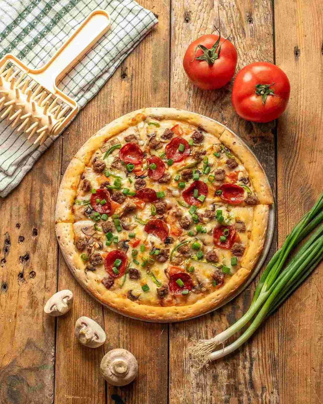 Italian Garlic Supreme Pizza 
